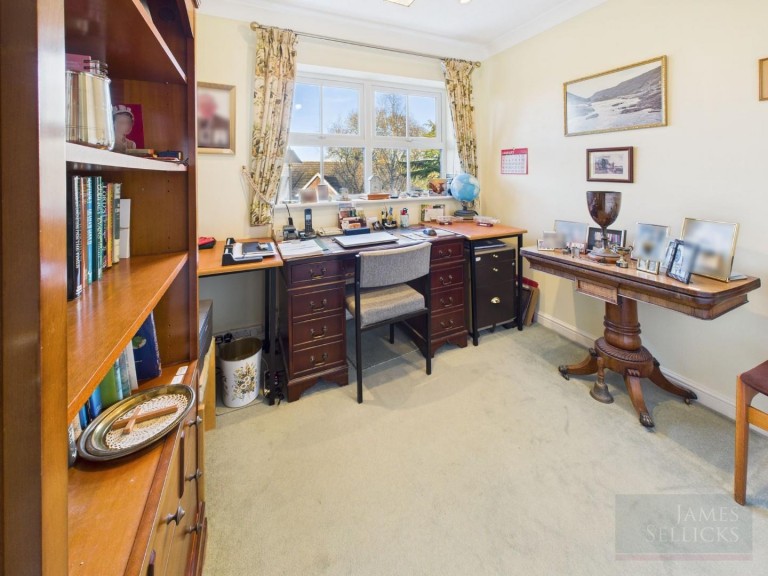 Images for Devenports Hill, Bushby, Leicestershire
