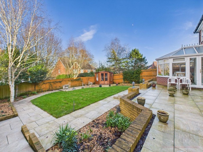 Images for Devenports Hill, Bushby, Leicestershire