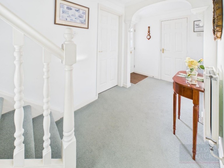 Images for Devenports Hill, Bushby, Leicestershire