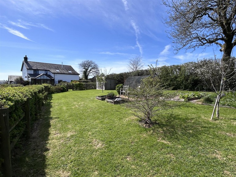 Images for Chittlehamholt