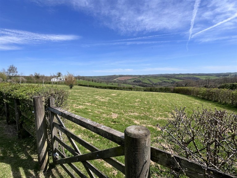 Images for Chittlehamholt