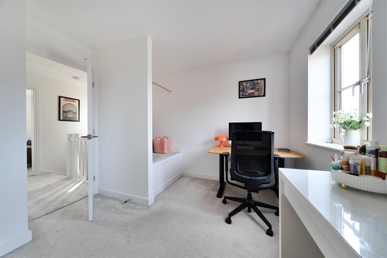 Images for Broadleaf Road, Lutterworth, LE17