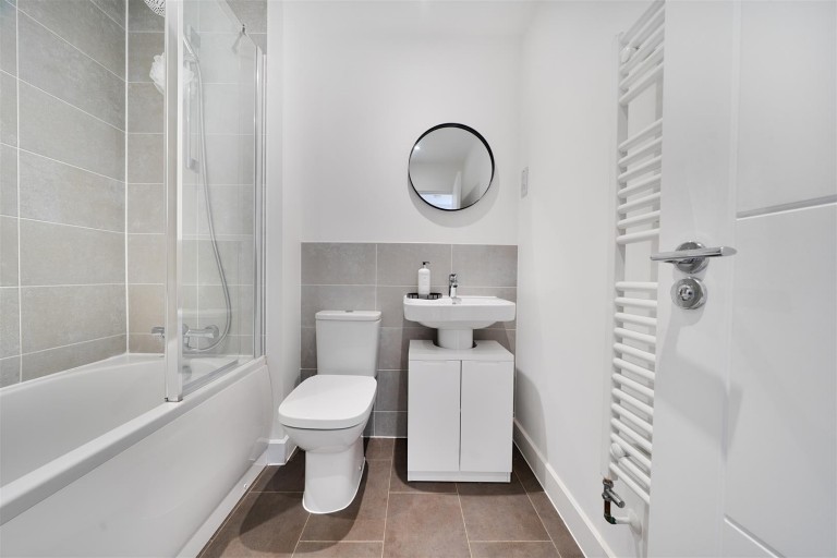 Images for Broadleaf Road, Lutterworth, LE17