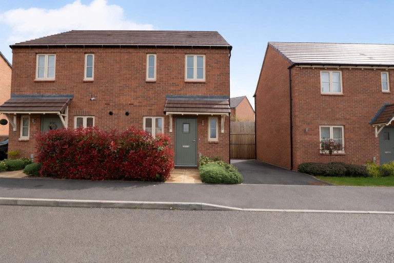 Images for Broadleaf Road, Lutterworth, LE17