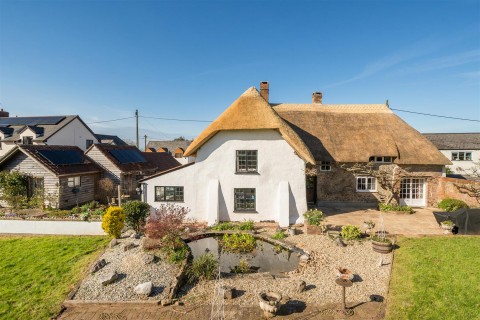 Click the photo for more details of Talaton, Exeter
