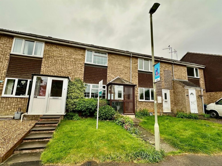 Click the photo for more details of Guernsey Way, Banbury