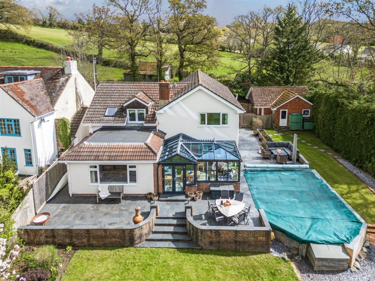 Images for Sleight Lane, Corfe Mullen, Wimborne