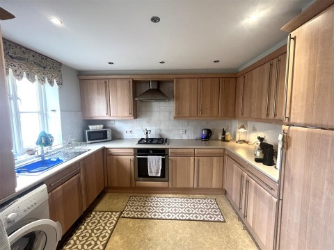 Click the photo for more details of Somerleigh Road, Dorchester