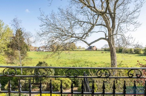 Click the photo for more details of Knights Hill, Naseby, Northamptonshire