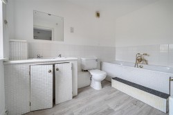 Images for High Street, Silverstone, NN12