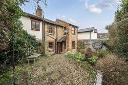 Images for High Street, Silverstone, NN12