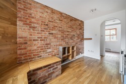 Images for High Street, Silverstone, NN12