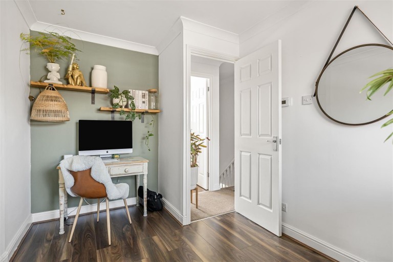 Images for Hollesley Avenue, Haverhill