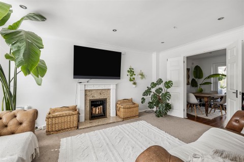 Click the photo for more details of Hollesley Avenue, Haverhill