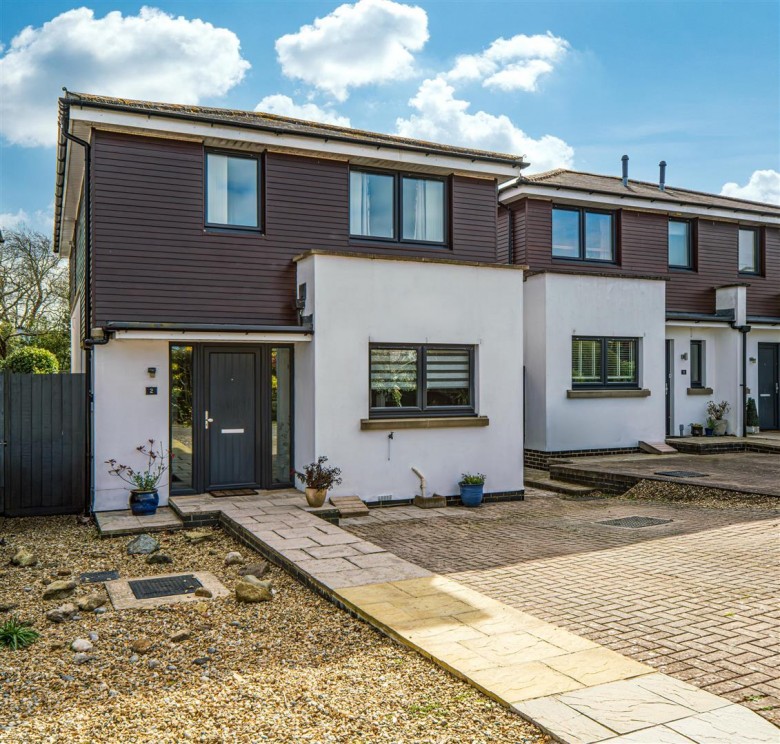 Click the photo for more details of Ryde, Isle of Wight