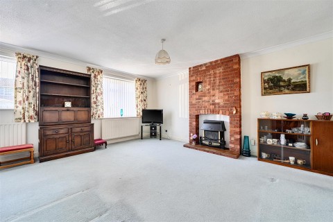 Click the photo for more details of Norton Leys, Rugby, CV22