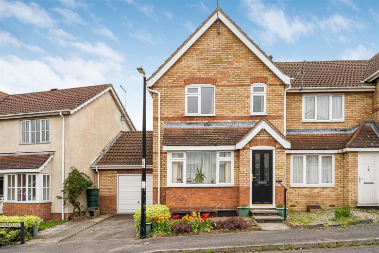 Click the photo for more details of Horsham Close, Haverhill