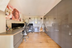 Images for Stockland, Honiton