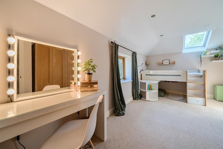 Images for Stockland, Honiton