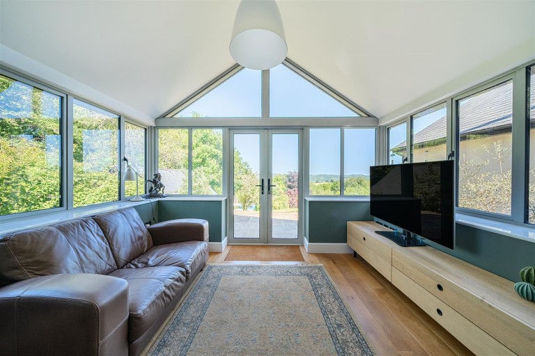 Images for Stockland, Honiton
