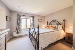 Images for Stockland, Honiton