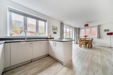 Click the photo for more details of Mary Shunn Way, Wantage, Oxfordshire OX12