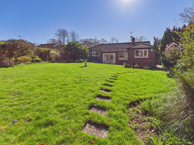 Click the photo for more details of High Acres, Billesdon, Leicestershire