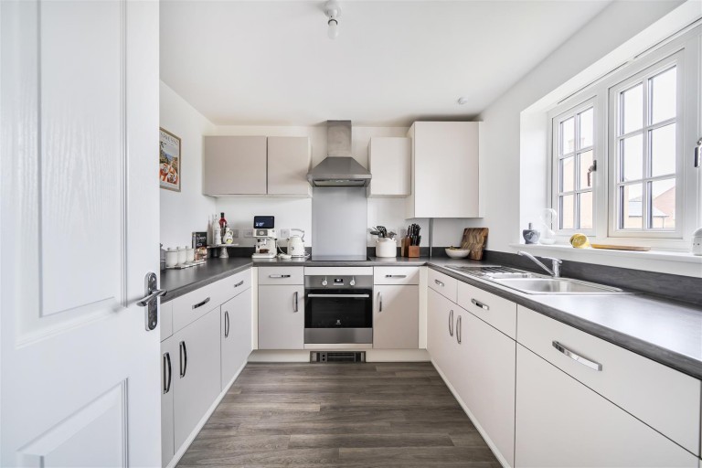 Images for Aintree Avenue, Towcester, NN12