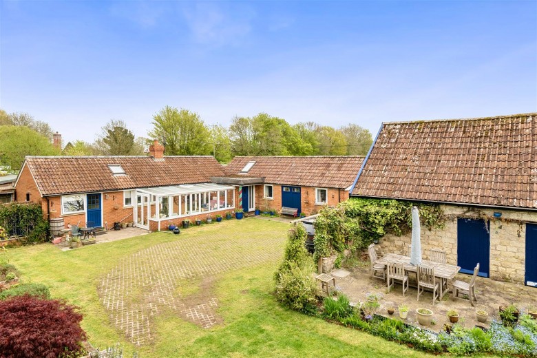 Click the photo for more details of Garston Lane, Marston Magna, Yeovil