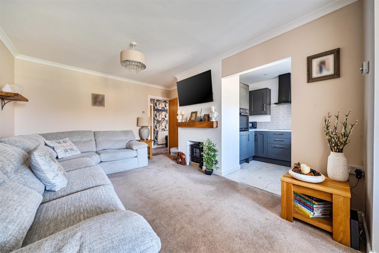 Images for Norton Crescent, Towcester, NN12