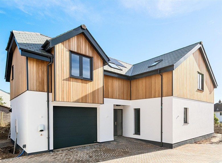 Click the photo for more details of Lower Park Road, Braunton