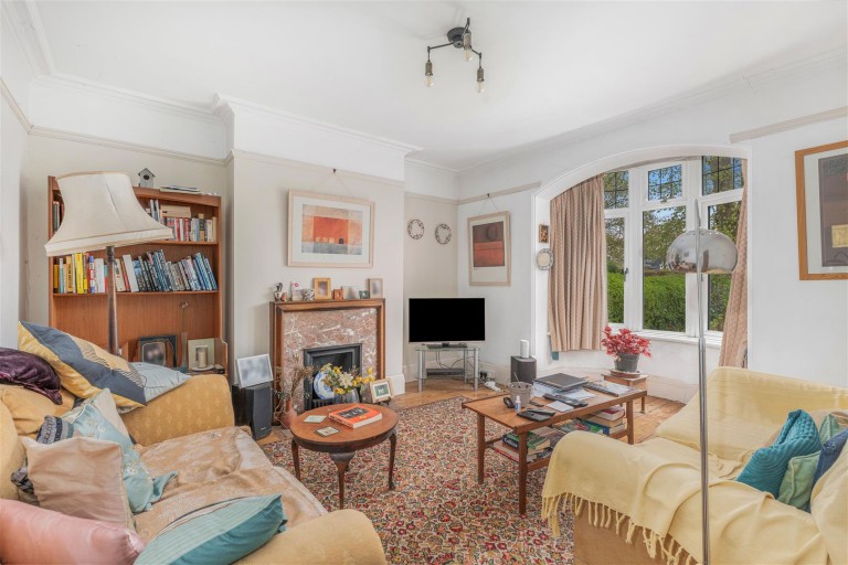 Images for Bloxham Road, Banbury - Arts and Crafts influence