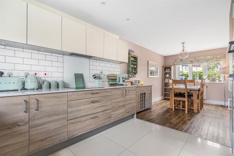 Click the photo for more details of Jennings Road, Saffron Walden