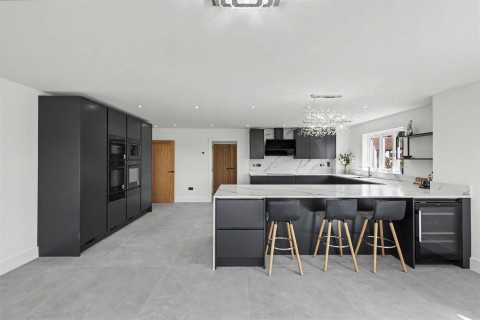 Click the photo for more details of Lower Green, Wimbish, Saffron Walden