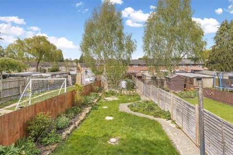 Click the photo for more details of Ruscote Avenue, Banbury - no upward chain