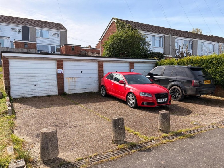 Click the photo for more details of Wiltshire Avenue, Weymouth