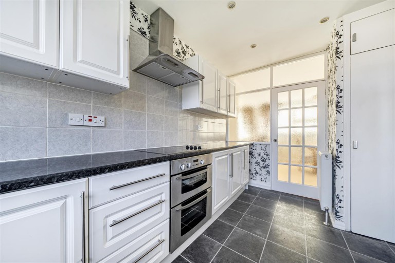 Images for Ash Court, Rugby, CV22