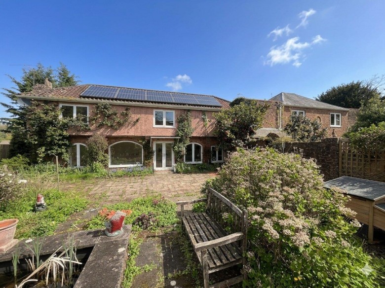Click the photo for more details of Houndsmoor Lane, Milverton, Taunton
