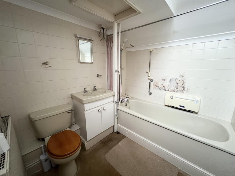 Images for Houndsmoor Lane, Milverton, Taunton