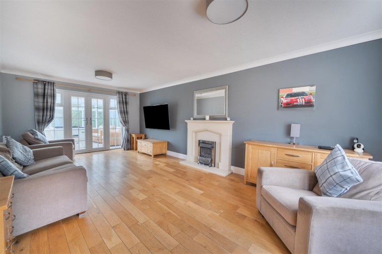 Images for Calvert Road, Greens Norton, NN12