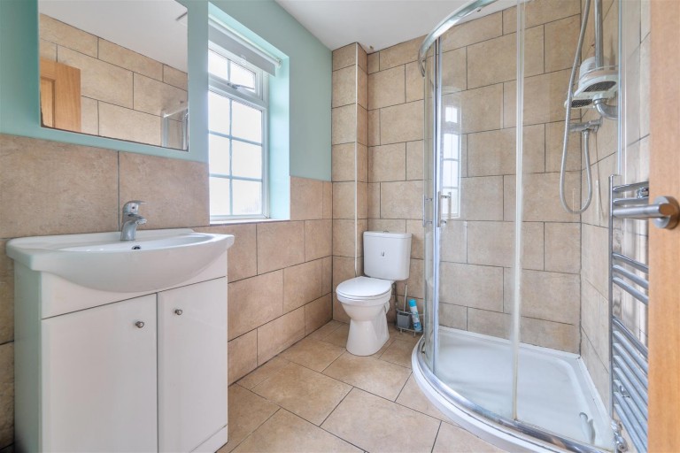 Images for Calvert Road, Greens Norton, NN12