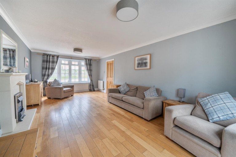 Images for Calvert Road, Greens Norton, NN12