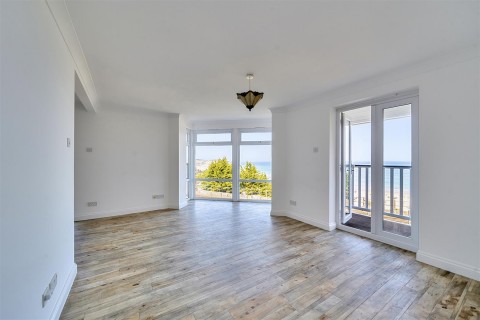 Click the photo for more details of Primrose Valley, St. Ives