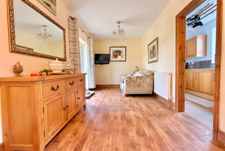 Images for High Street, Harby, Newark
