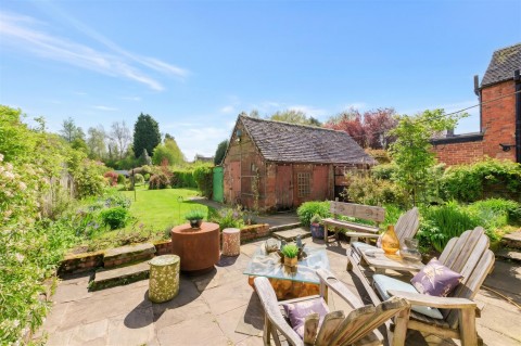 Click the photo for more details of Church Street, Appleby Magna, DE12