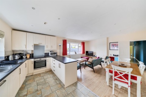 Click the photo for more details of Mill Green Court, Lyme Regis