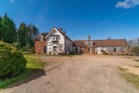 Click the photo for more details of Wootton Bridge, Isle of Wight