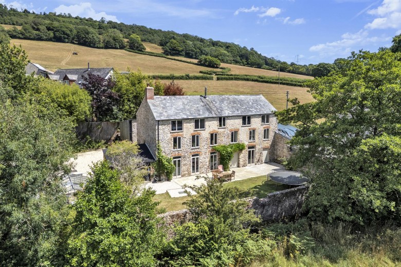 Click the photo for more details of Dalwood, Axminster