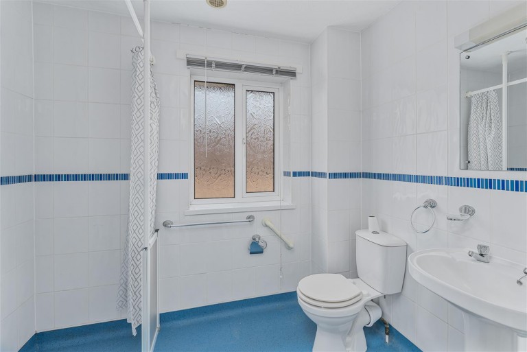 Images for Rosedale Avenue, Banbury