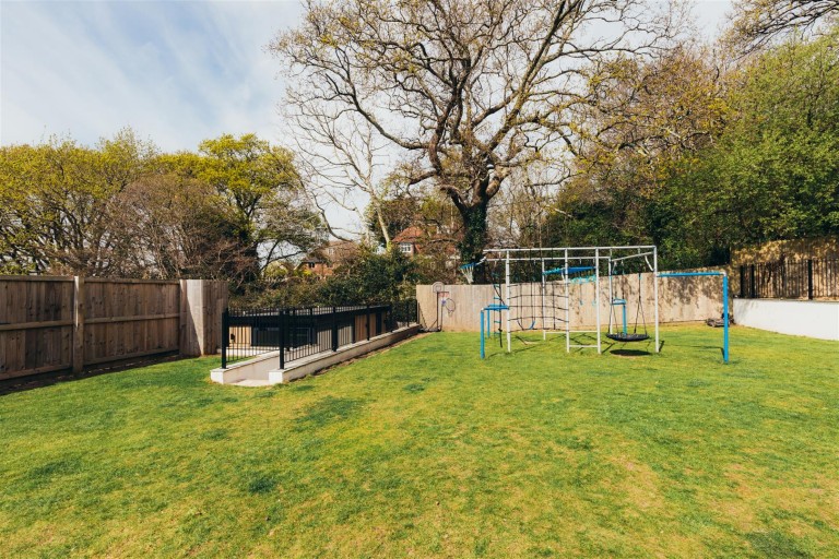 Images for Monmouth Park, Lyme Regis